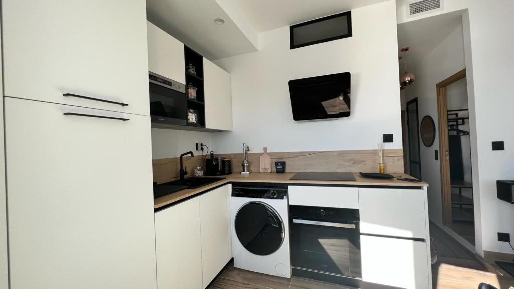 Ferienwohnung Face Au Vieux Port Vue 180 De Notre Dame Au Panier Marseilles Exterior foto