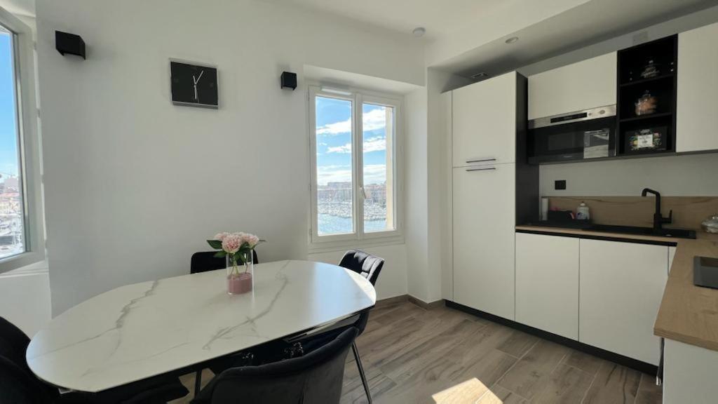 Ferienwohnung Face Au Vieux Port Vue 180 De Notre Dame Au Panier Marseilles Exterior foto