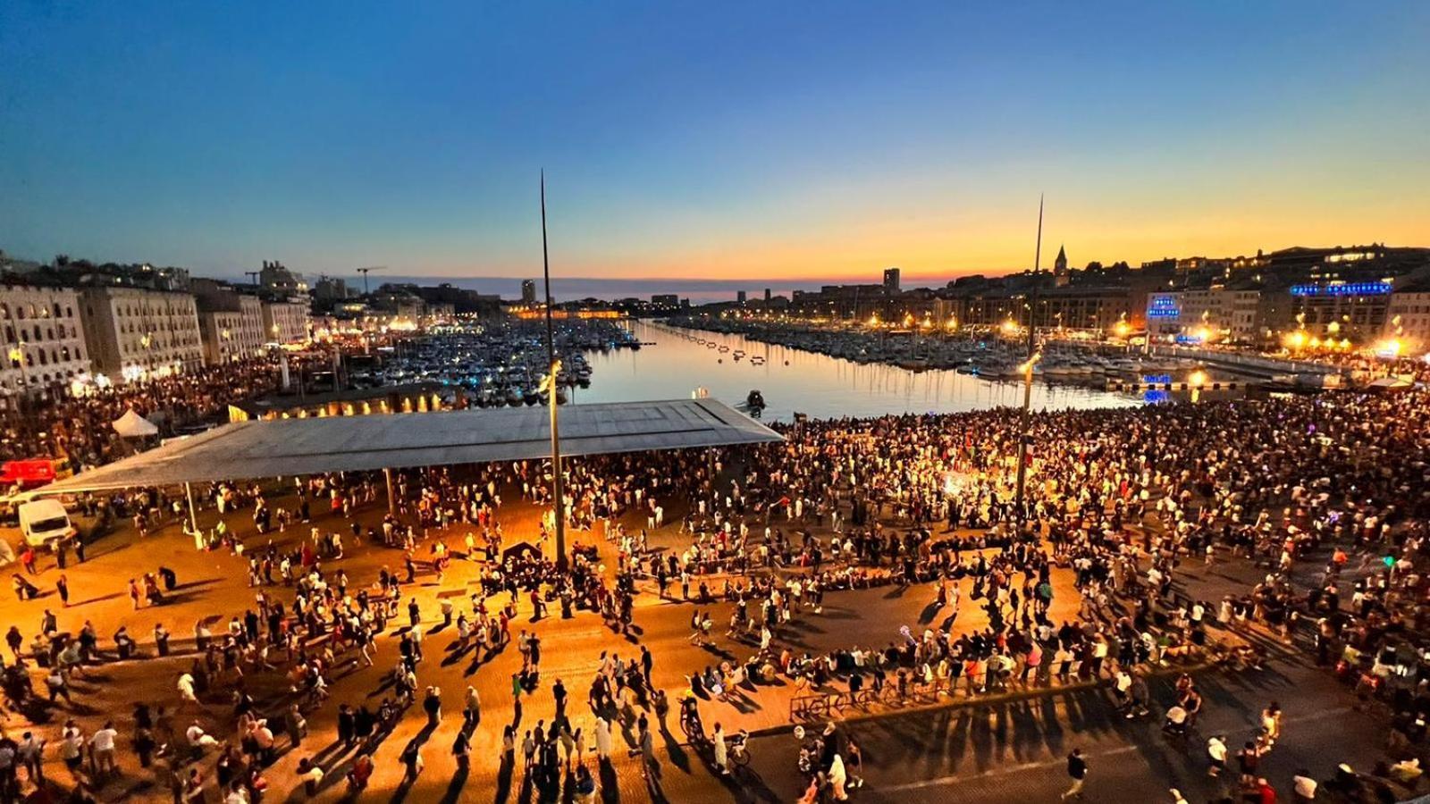 Ferienwohnung Face Au Vieux Port Vue 180 De Notre Dame Au Panier Marseilles Zimmer foto